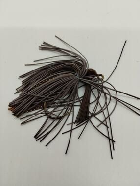 Vintage Rubber Tail Lure Weedless Jig Brown/Gold Brown Head New Condtion